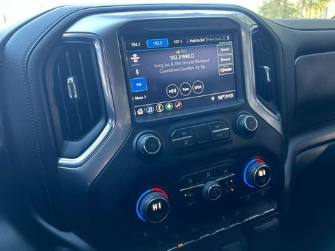 Used 2019 Chevrolet Silverado 1500 LT w/ All-Star Edition image 25