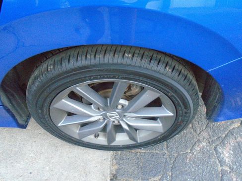 Used 2020 Honda Civic EX image 18