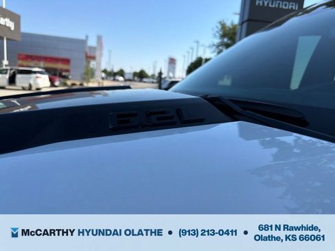 Used 2023 Chevrolet Silverado 1500 ZR2 w/ Technology Package AWD/4WD image 20