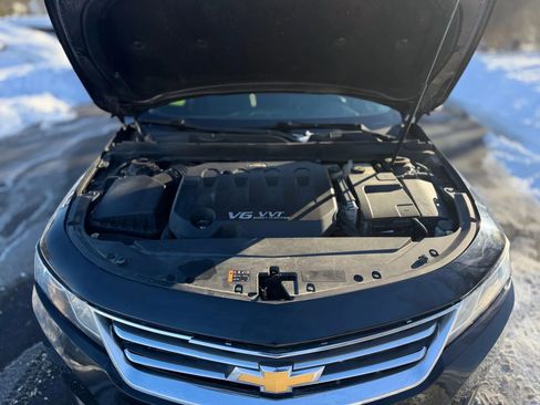 Used 2016 Chevrolet Impala LT image 10