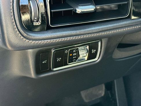 Used 2025 Lincoln Aviator Reserve image 27