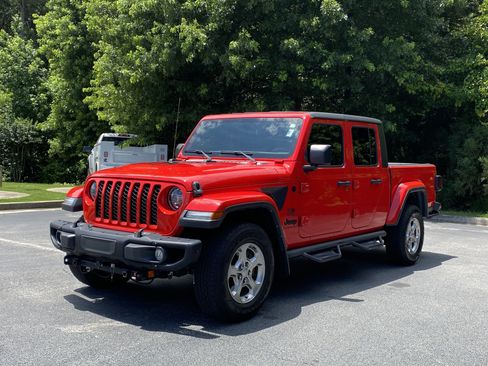 Used 2021 Jeep Gladiator Sport AWD/4WD image 5