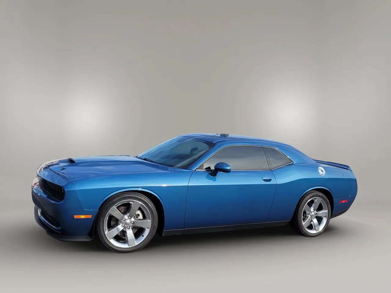 Used 2022 Dodge Challenger GT RWD image 17