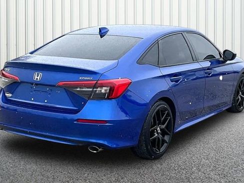 Used 2022 Honda Civic Sport image 12