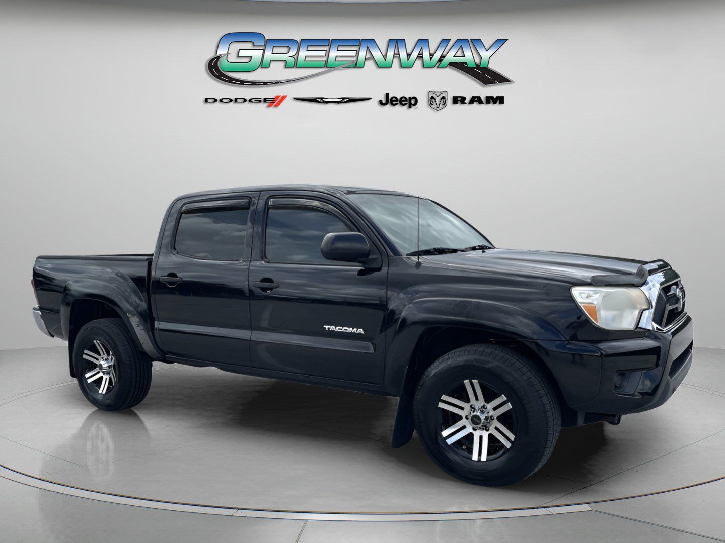 Used 2012 Toyota Tacoma PreRunner w/ SR5 Pkg RWD image 1
