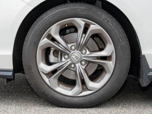 Used 2024 Honda Accord EX image 29