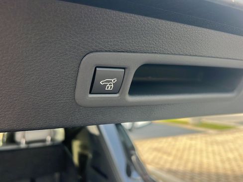 New 2026 Toyota Sienna XLE FWD image 31