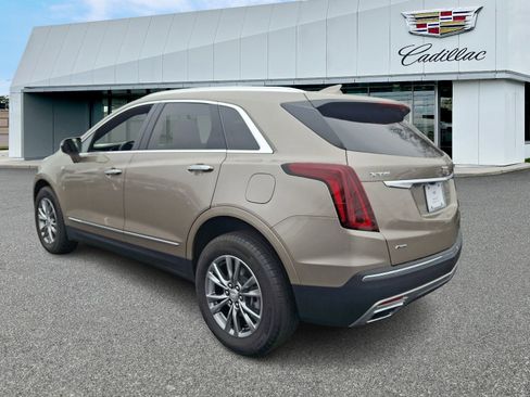 Certified 2023 Cadillac XT5 Premium Luxury image 3