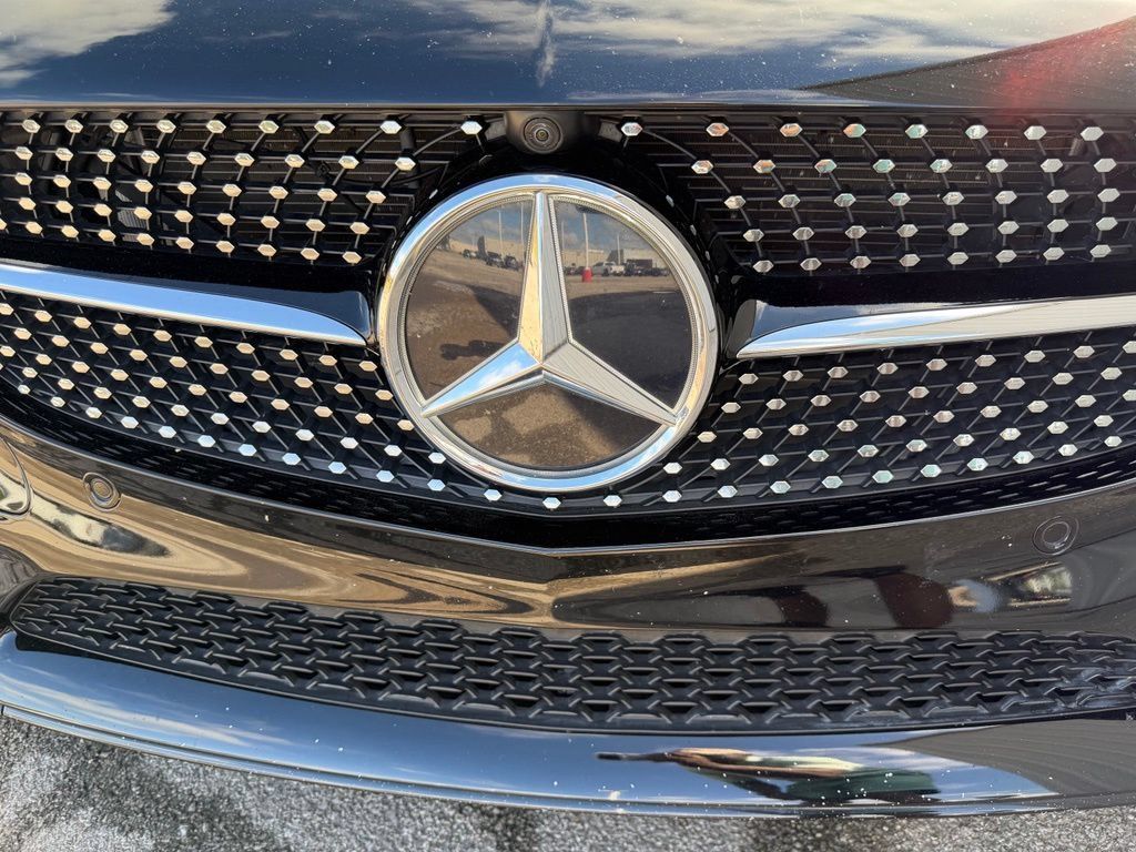 Used 2023 Mercedes-Benz C 300 Coupe image 11