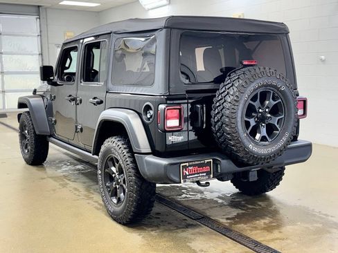 Used 2022 Jeep Wrangler Unlimited Sport AWD/4WD image 7