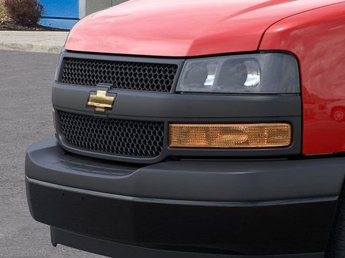 New 2025 Chevrolet Express 2500 Work Van w/ Driver Convenience Package image 13