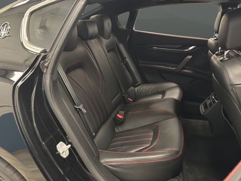 Used 2015 Maserati Quattroporte GTS RWD image 25