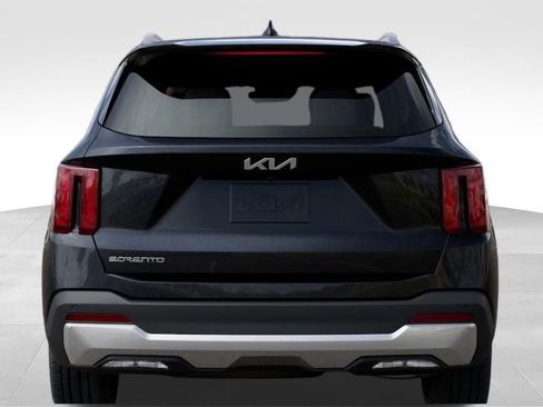 Used 2025 Kia Sorento EX w/ Panoramic Sunroof Package image 13