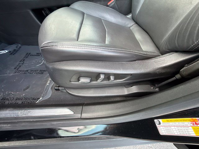 Used 2023 Cadillac XT5 Premium Luxury FWD image 6