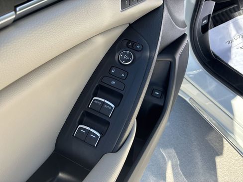Used 2020 Honda Accord Touring image 13