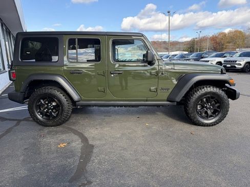 Used 2021 Jeep Wrangler Unlimited Sport image 4