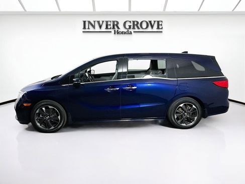Used 2023 Honda Odyssey Elite image 7
