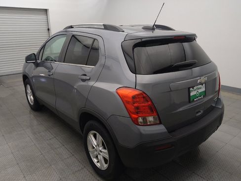 Used 2015 Chevrolet Trax LT w/ LT Sun and Sound Package AWD/4WD image 5