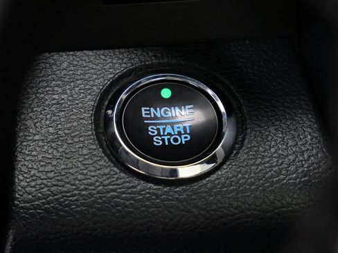 Used 2022 Ford F250 Lariat w/ Black Appearance Package AWD/4WD image 30