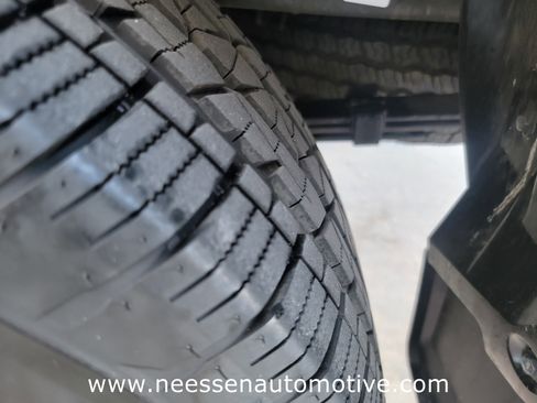 Used 2022 Toyota Tacoma TRD Off-Road w/ Technology Package image 29