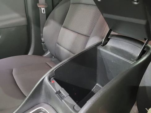 Used 2020 Chevrolet Malibu LS image 32