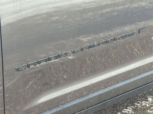 New 2025 Jeep Grand Cherokee Limited image 13