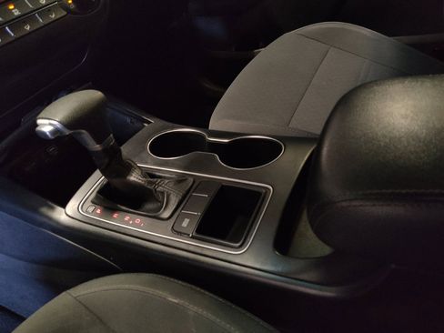 Used 2019 Kia Sorento L FWD image 26