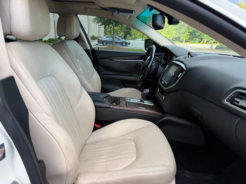 Used 2014 Maserati Ghibli S Q4 AWD/4WD image 35