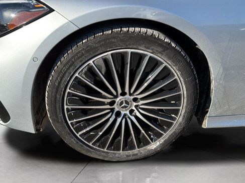 Certified 2026 Mercedes-Benz CLE 300 4MATIC Coupe image 9