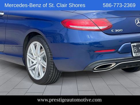 Used 2017 Mercedes-Benz C 300 4MATIC Cabriolet image 5