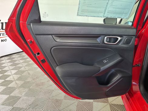 Used 2025 Honda Civic Sport image 18