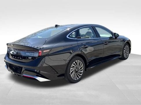 New 2026 Hyundai Sonata SEL FWD image 6