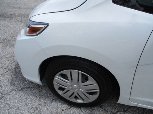 Used 2019 Honda Fit LX image 13