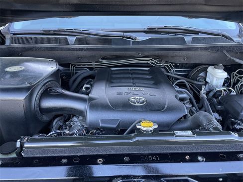 Used 2014 Toyota Tundra SR5 image 15