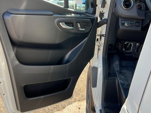 New 2026 Mercedes-Benz Sprinter 2500 image 14