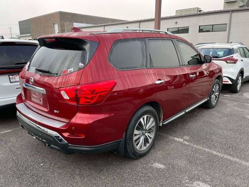 Used 2020 Nissan Pathfinder SV w/ Cargo Package FWD image 2