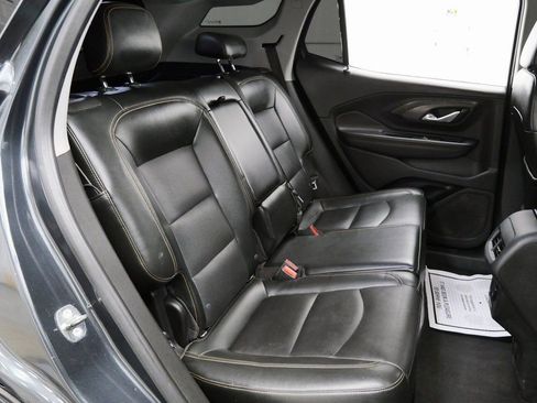Used 2018 GMC Terrain SLT image 18