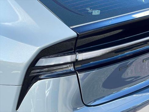 Certified 2024 Toyota Prius Prime XSE Premium image 11