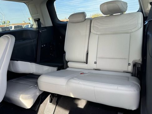 New 2025 Ford Expedition Platinum w/ Platinum Ultimate Package image 11