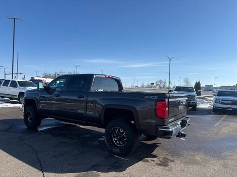 Used 2015 Chevrolet Silverado 3500 LT w/ LT Convenience Package image 3