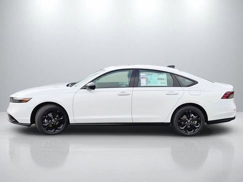 New 2025 Honda Accord SE image 9