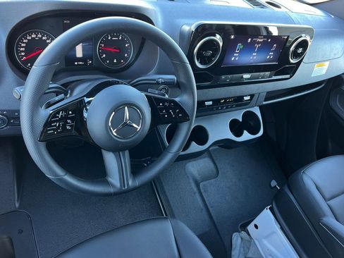 New 2026 Mercedes-Benz Sprinter 2500 image 3
