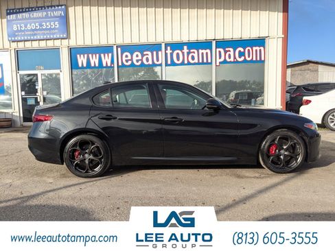 Used 2018 Alfa Romeo Giulia Ti Sport w/ Quick Order Package 22S Sport image 2