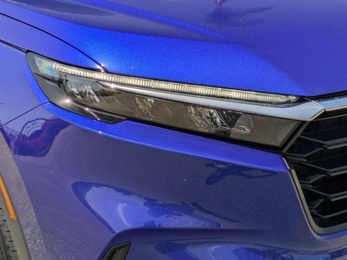 New 2025 Honda CR-V LX image 10