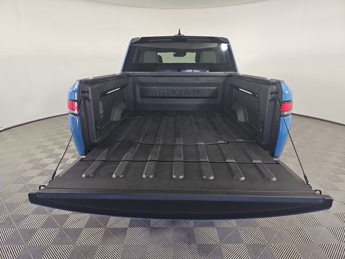 Used 2023 Rivian R1T Adventure image 32