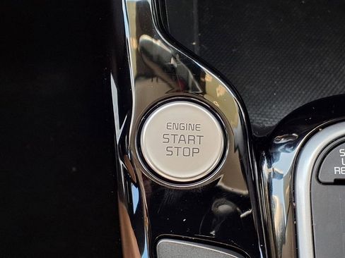 Used 2025 Kia Soul S FWD image 14