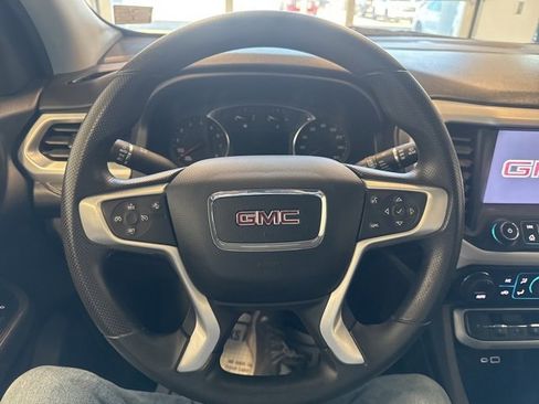 Used 2023 GMC Acadia SLE w/ Driver Convenience Package image 25