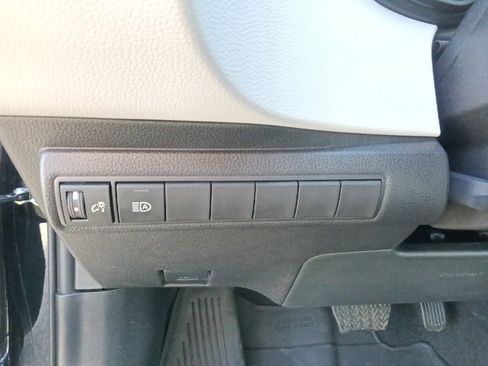 Used 2025 Toyota Corolla FX image 17