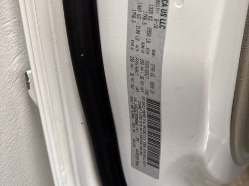 Used 2016 Dodge Grand Caravan SXT FWD image 49