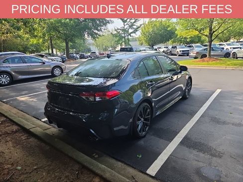 Certified 2025 Toyota Corolla SE w/ SE Premium Package FWD image 11